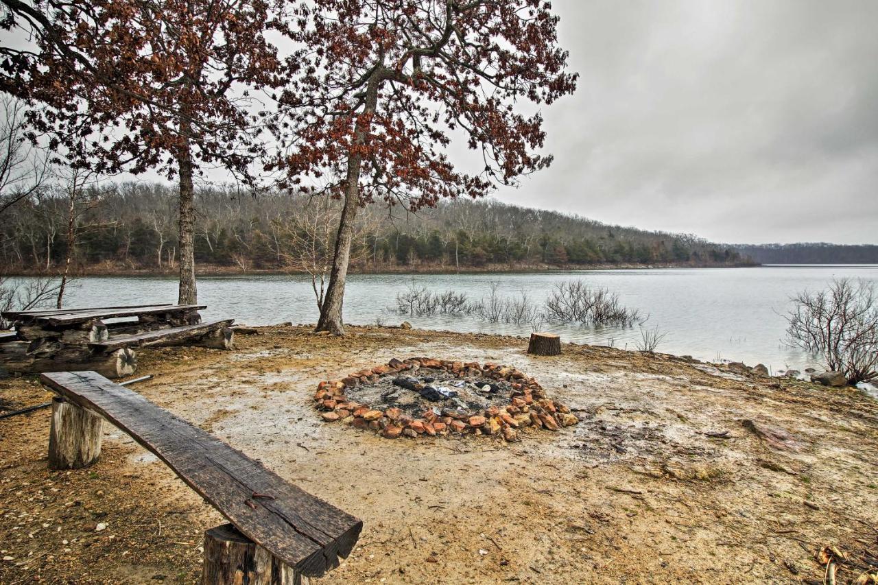 Rustic Stockton Lake Cabin Half Mile To Boat Ramp! Exterior foto
